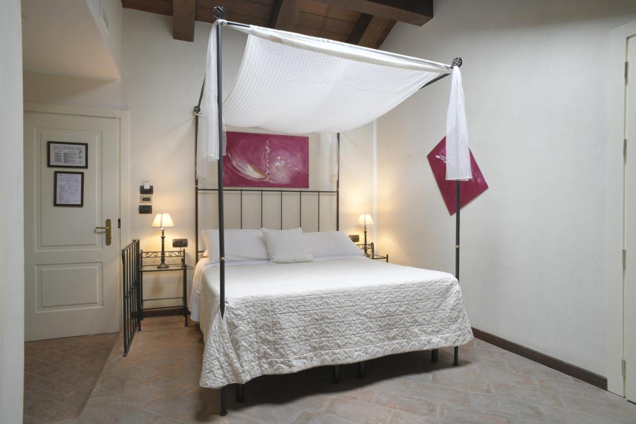 Relais Bella Rosina Pool & Spa La Cassa Eksteriør billede