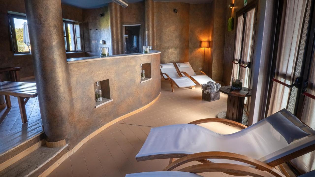 Relais Bella Rosina Pool & Spa La Cassa Eksteriør billede