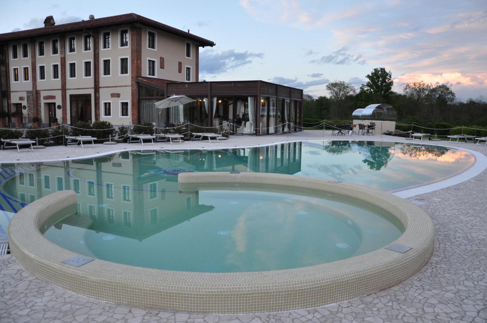 Relais Bella Rosina Pool & Spa La Cassa Eksteriør billede