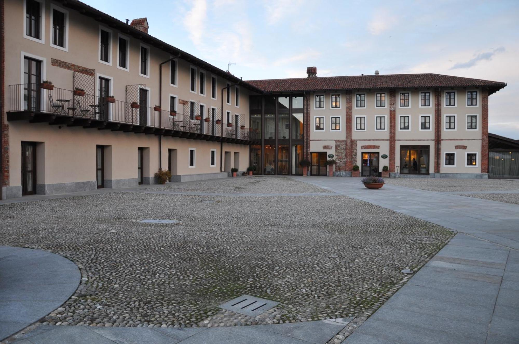 Relais Bella Rosina Pool & Spa La Cassa Eksteriør billede