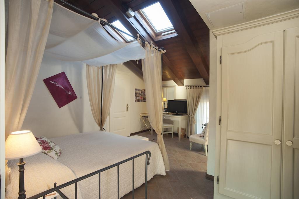 Relais Bella Rosina Pool & Spa La Cassa Eksteriør billede