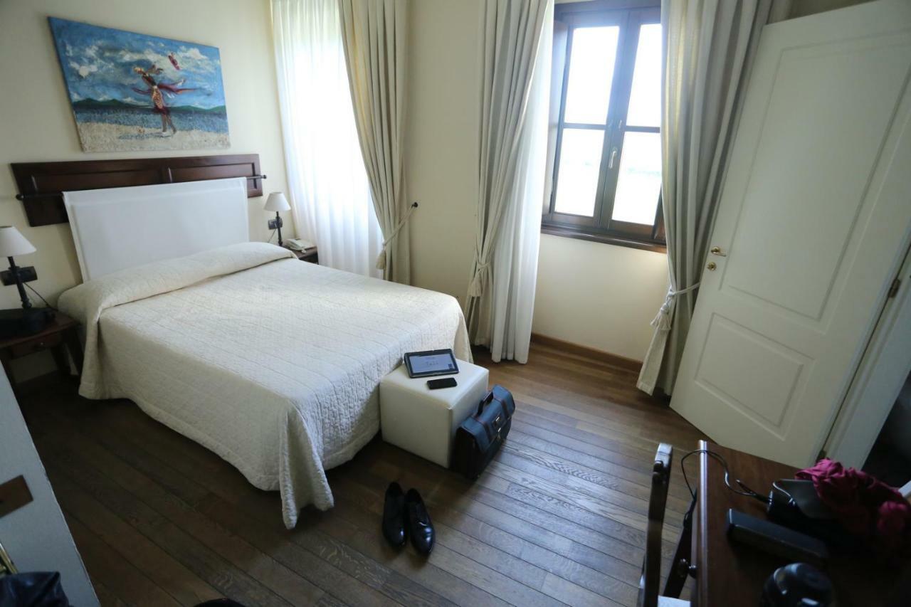 Relais Bella Rosina Pool & Spa La Cassa Eksteriør billede
